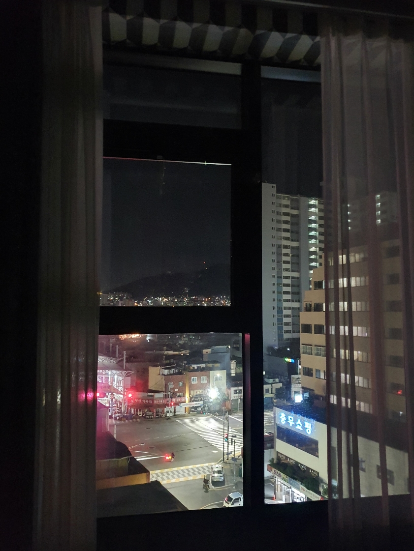 남포 브라운도트 자갈치점-충무 | 여기어때